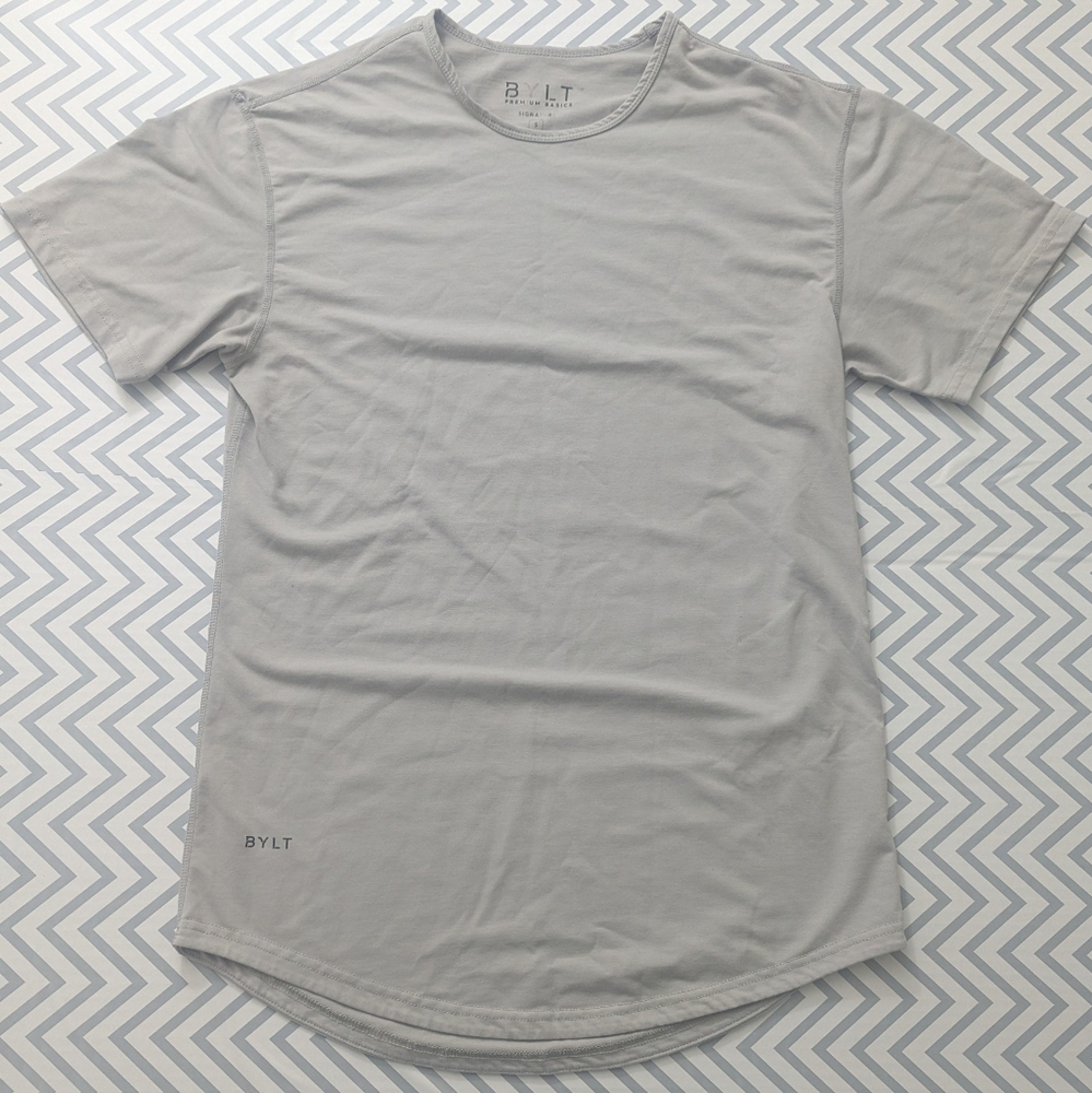 BYLT Premium Basics Short Sleeve Signature Tee Shirt Small Grey